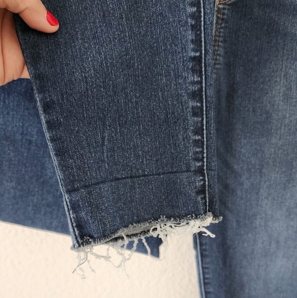 Democray Ab Technology Women's 12 Medium Wash Skinny Jeans - Picture 4 of 6